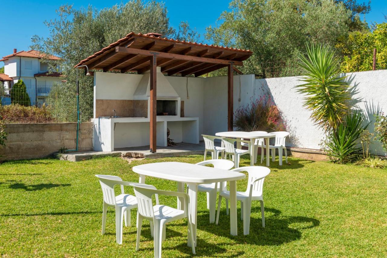 Ferienwohnung Blooming Memories Vourvourou Exterior foto