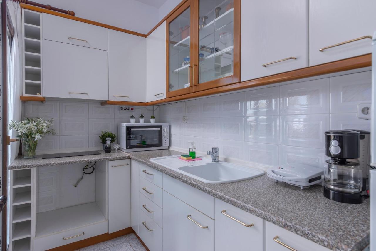 Ferienwohnung Blooming Memories Vourvourou Exterior foto
