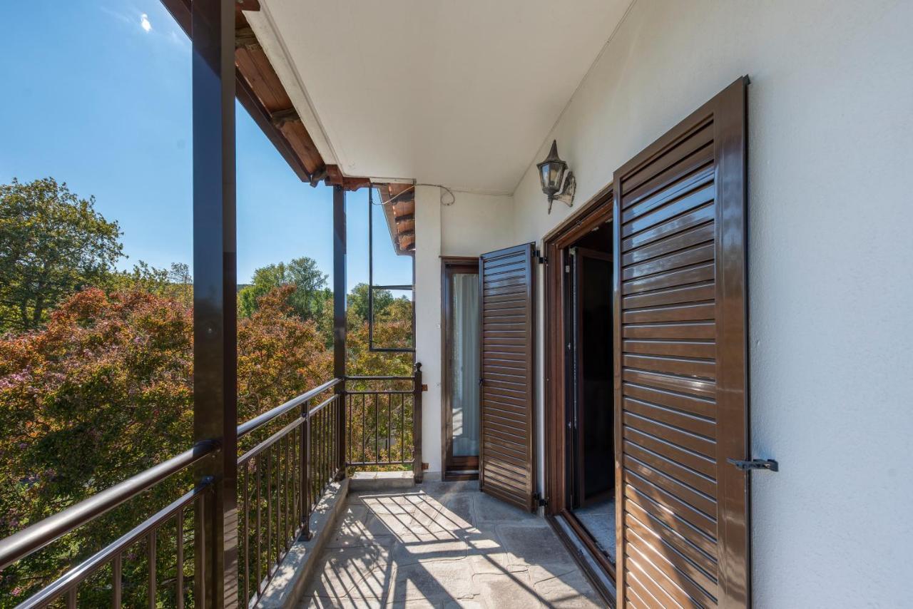Ferienwohnung Blooming Memories Vourvourou Exterior foto