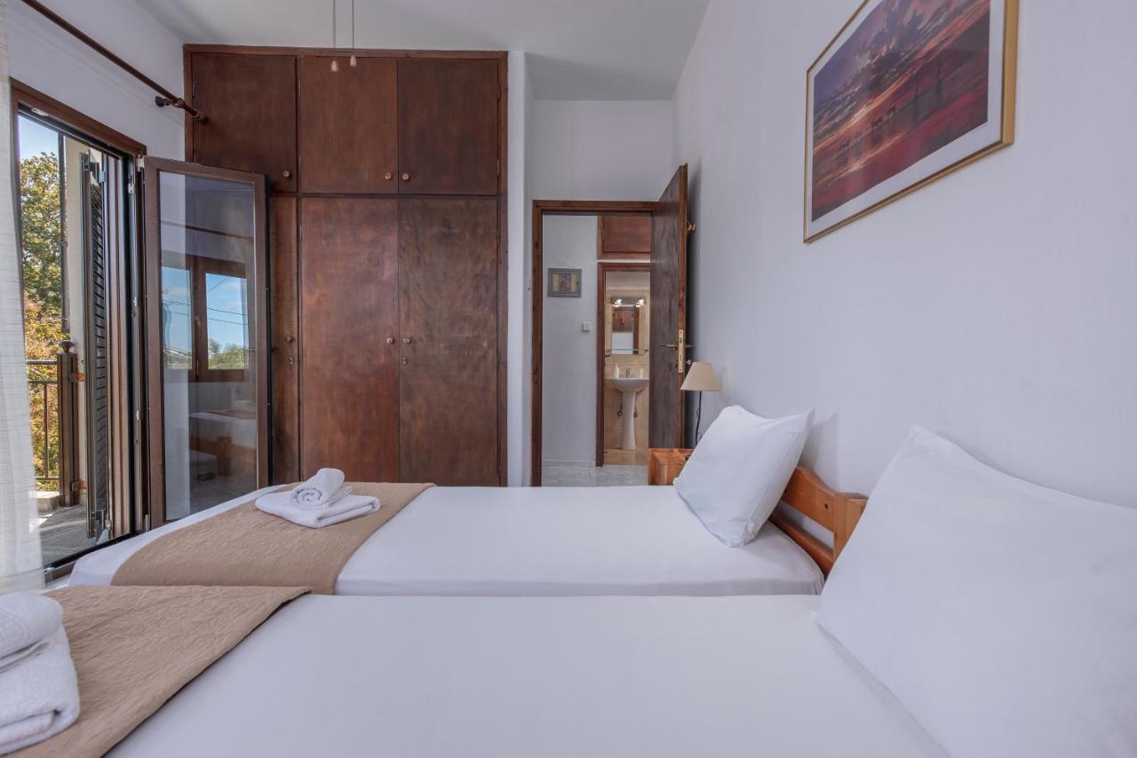 Ferienwohnung Blooming Memories Vourvourou Exterior foto